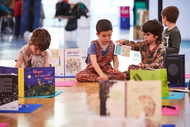 Libros FLIC Recomienda - Experiencias Literarias Familias